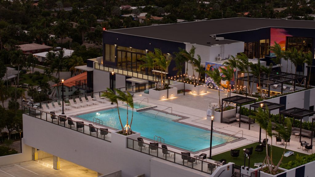 Oaklyn - Pool - Aerial Full Rooftop